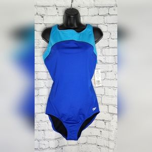 Speedo NWT Women's One Piece Bathing Suit Size 12‎
